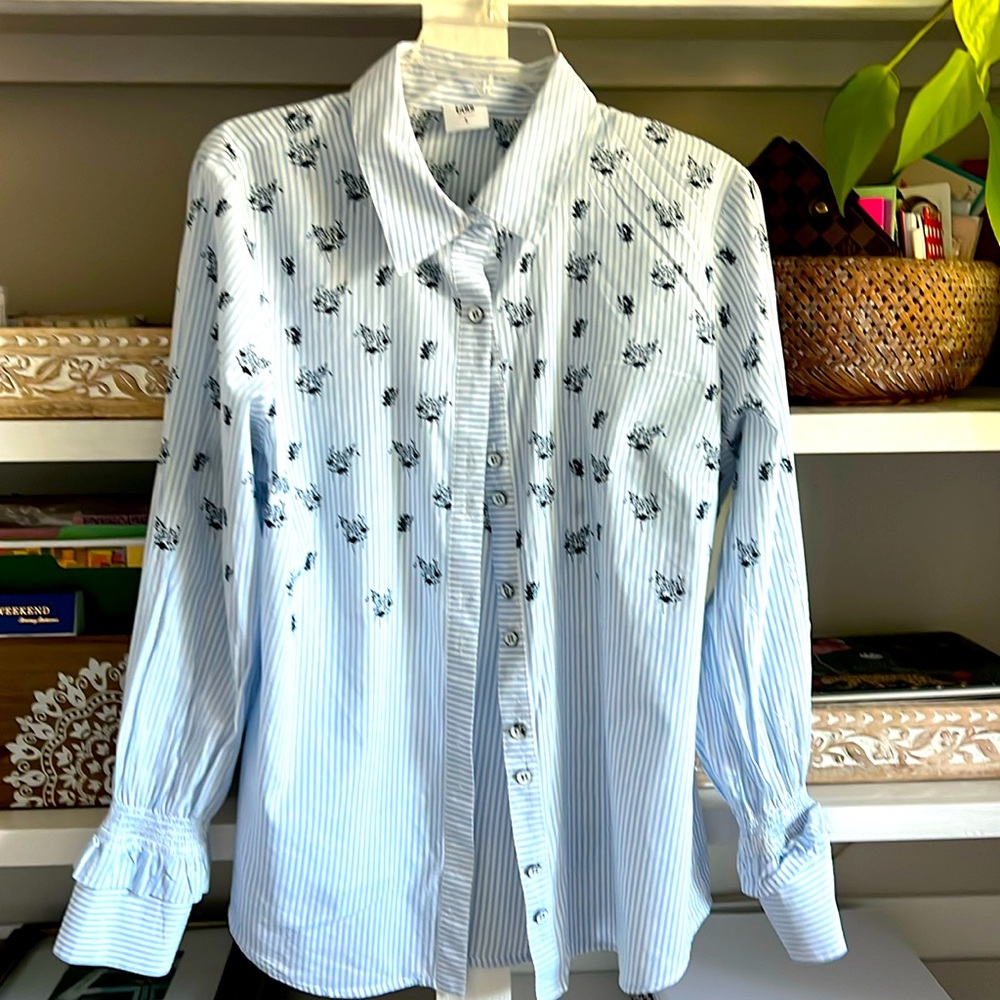 CAbi #5368 Whitney Striped Floral Bouquet Shirt Button Front Top. Size Large 🌸